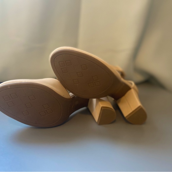 Dream Paris Angela Women's High Heel Closed Toe Chunky Wedding Shoes Size 7 - Picture 4 of 4